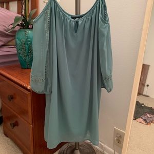 Cold shoulder sea green/turquoise dress